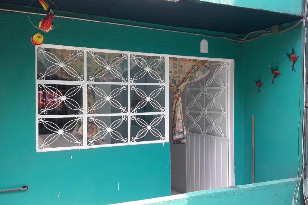 Departamento Cercano Al Aeropuerto T2, A 2 Calles メキシコシティ エクステリア 写真