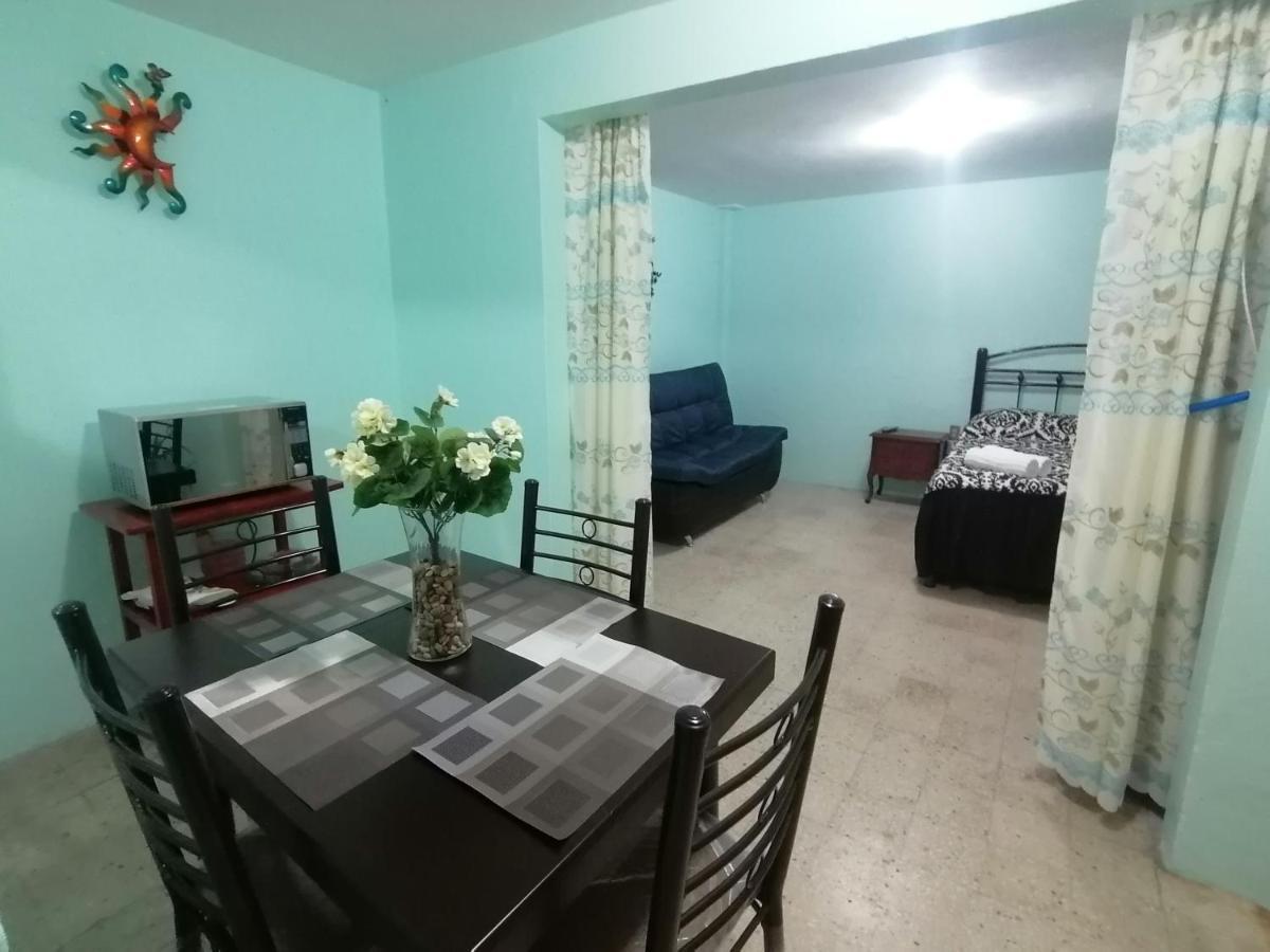 Departamento Cercano Al Aeropuerto T2, A 2 Calles メキシコシティ エクステリア 写真